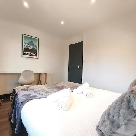 Cozy 2 Bedroom